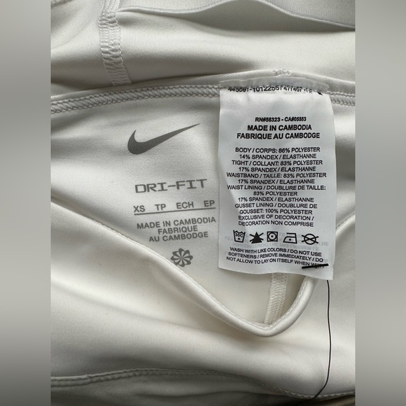 Nike Women’s Golf Skirt - Picture 10 of 10